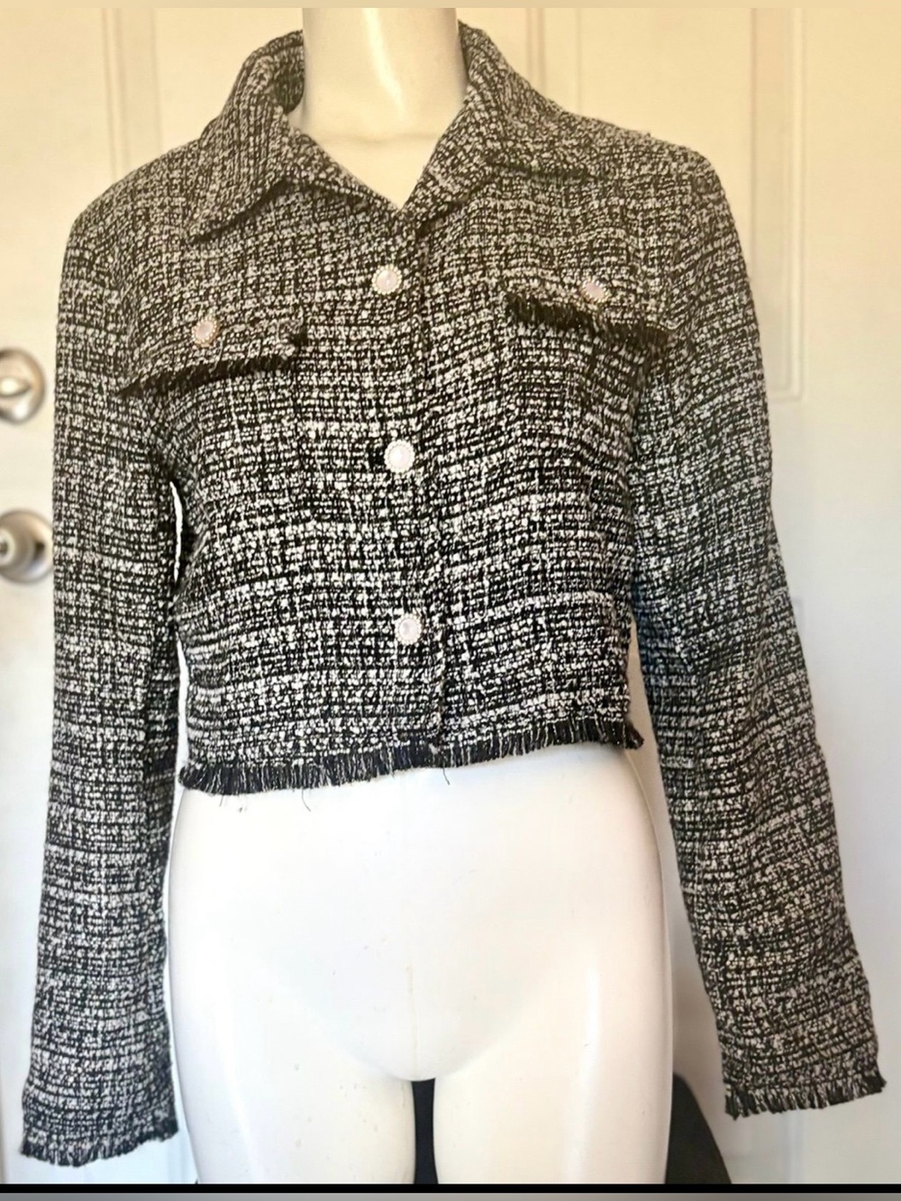 En Saison Noelle Tweed Cropped Jacket Women’s size Medium
